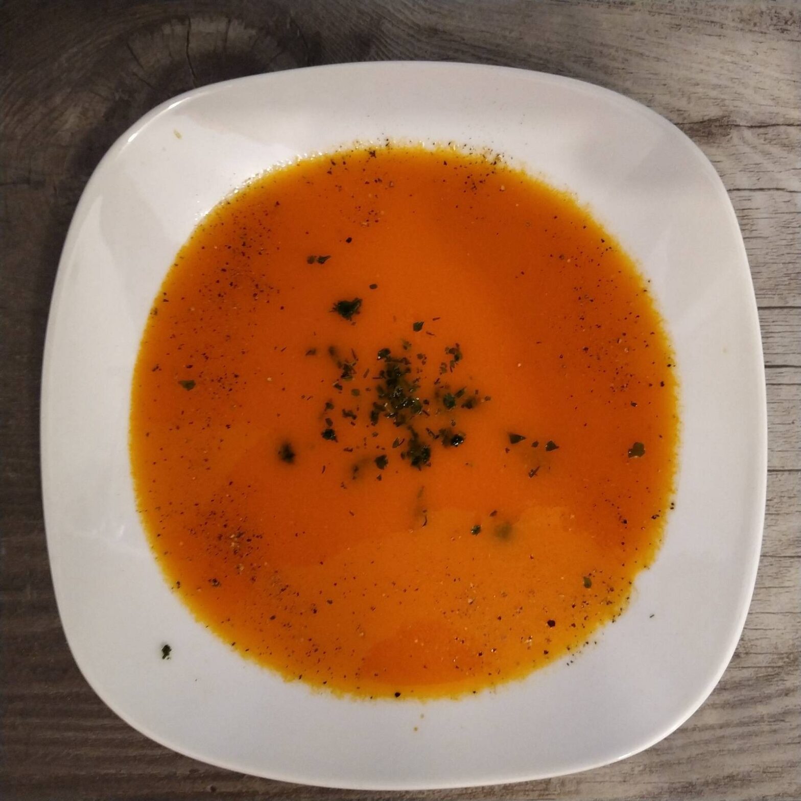 Gach und Guad – Hol den Sommer auf den Teller, kalte Suppen – August